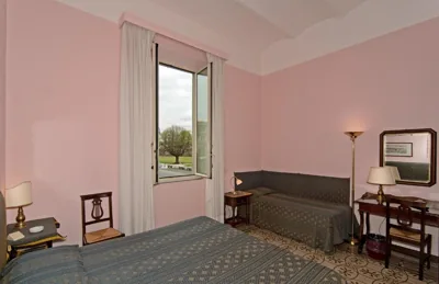 Driepersoonskamer — Hotel Rex